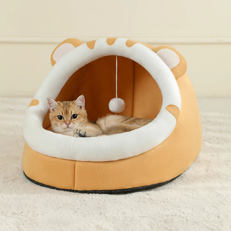 Mysig kattkoja och hundsäng i bomull