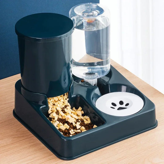 Automatisk Foder- & Vattendispenser – 2-i-1 Lutande Matstation